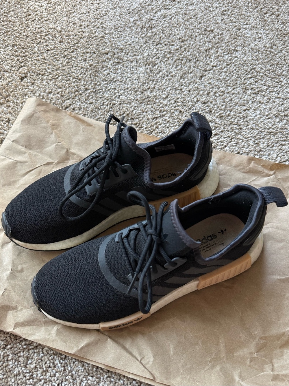 ADIDAS NMD R1 Black Runner with Cream Midsole & Peach Accents - Picture 8 of 8